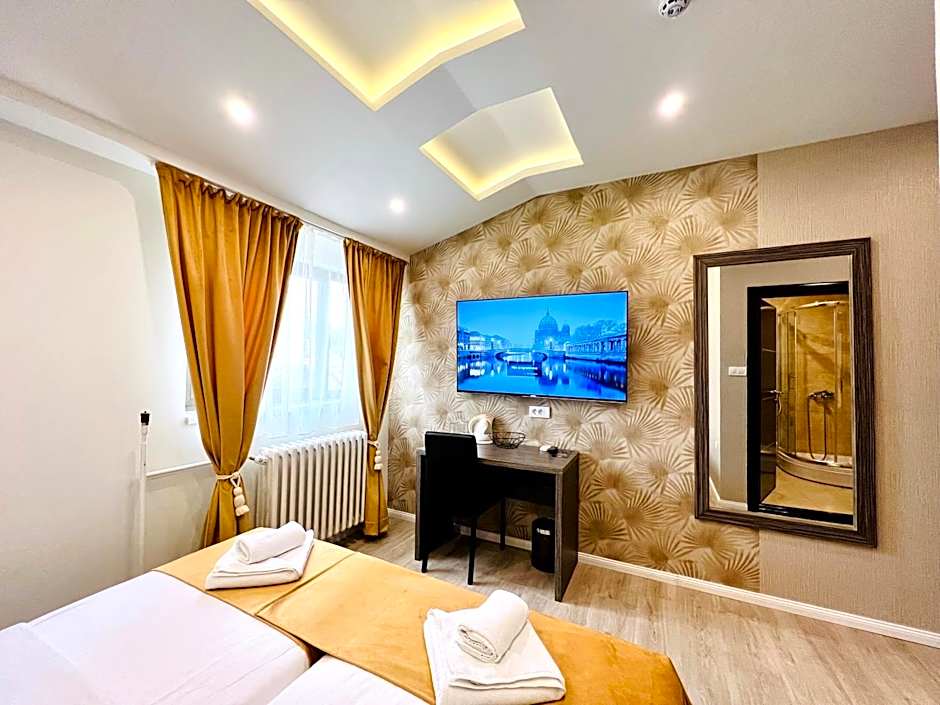Side One Design Hotel Garni