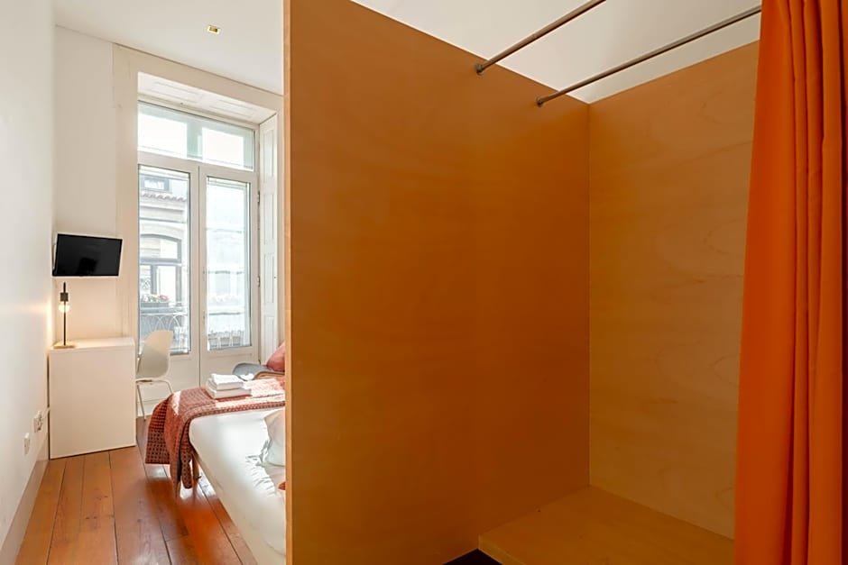 Porto Lounge Hostel & Guesthouse by Host Wise
