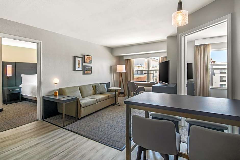 Residence Inn by Marriott Phoenix Glendale Sports & Entertainment District
