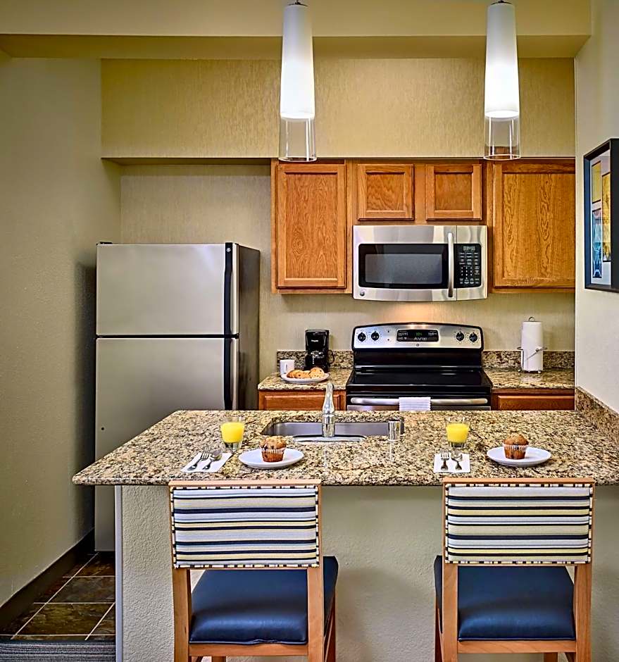 Sonesta Simply Suites Memphis East Poplar Pike