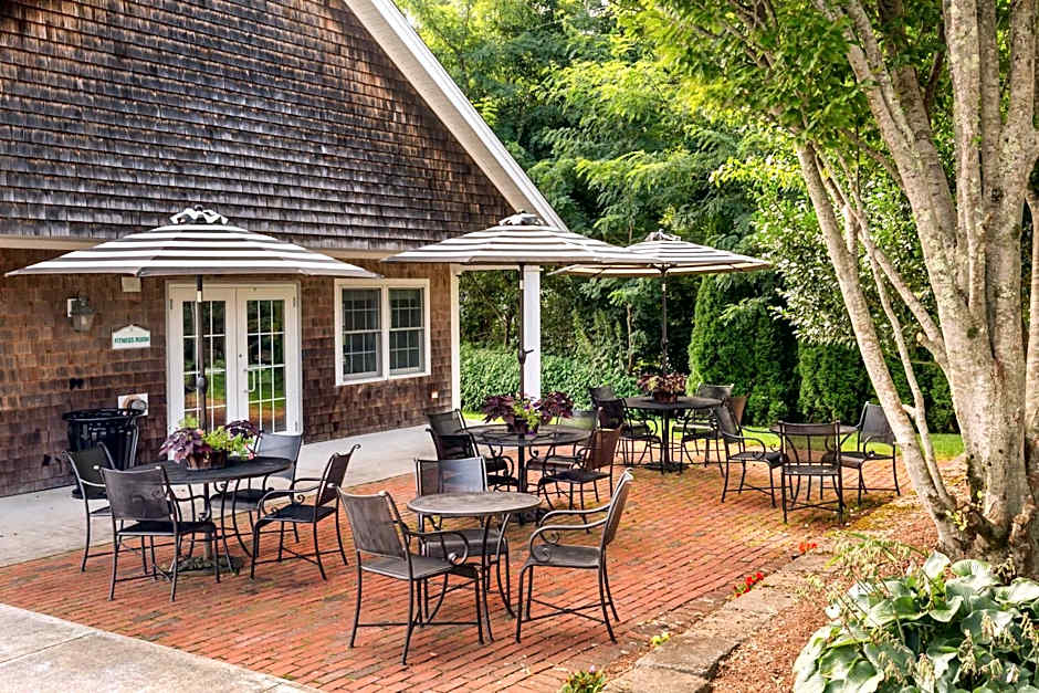 Best Western Plus Cold Spring