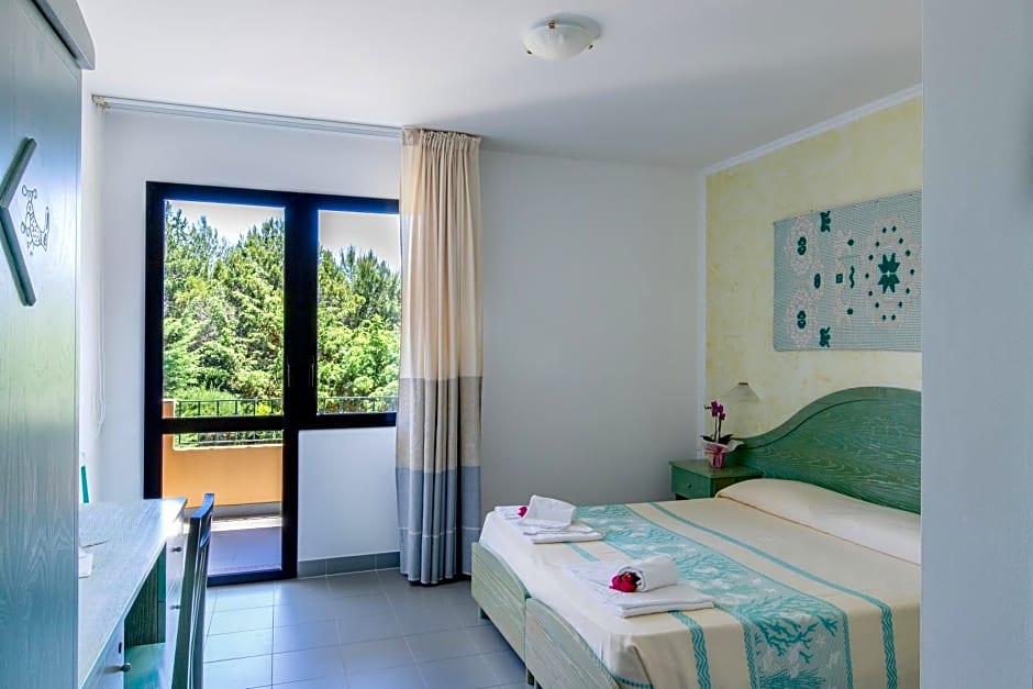 Hotel Cala Dei Pini