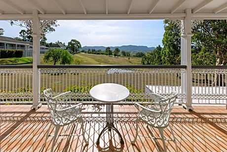 Grand King Room with Valley View