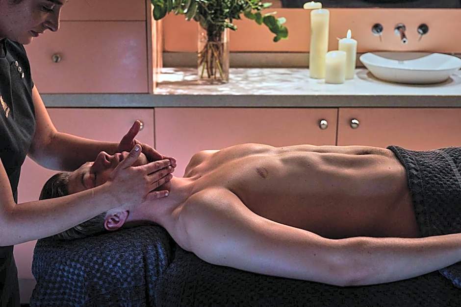 Homewood Park Hotel and Spa