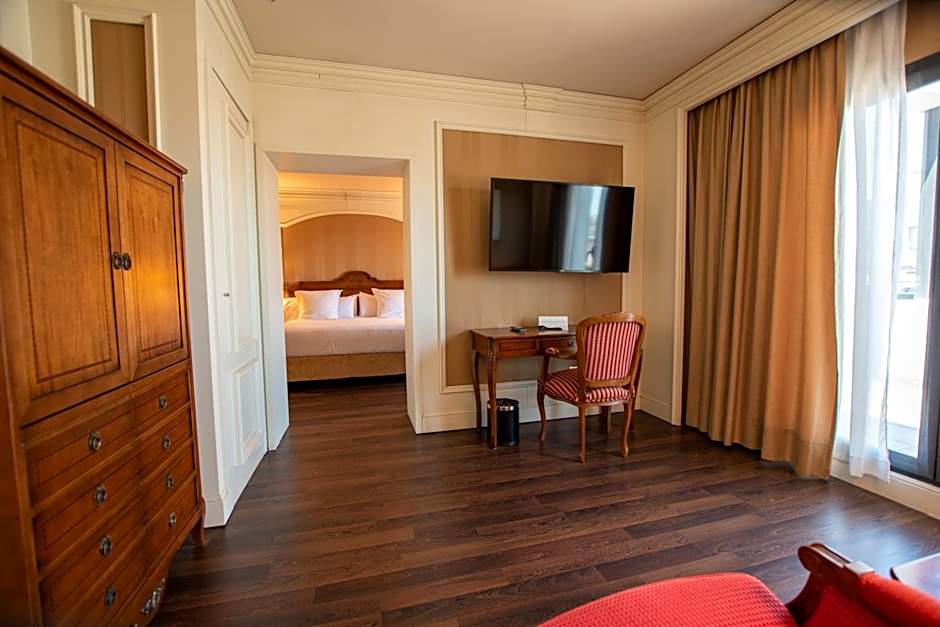 Hotel Sevilla Center