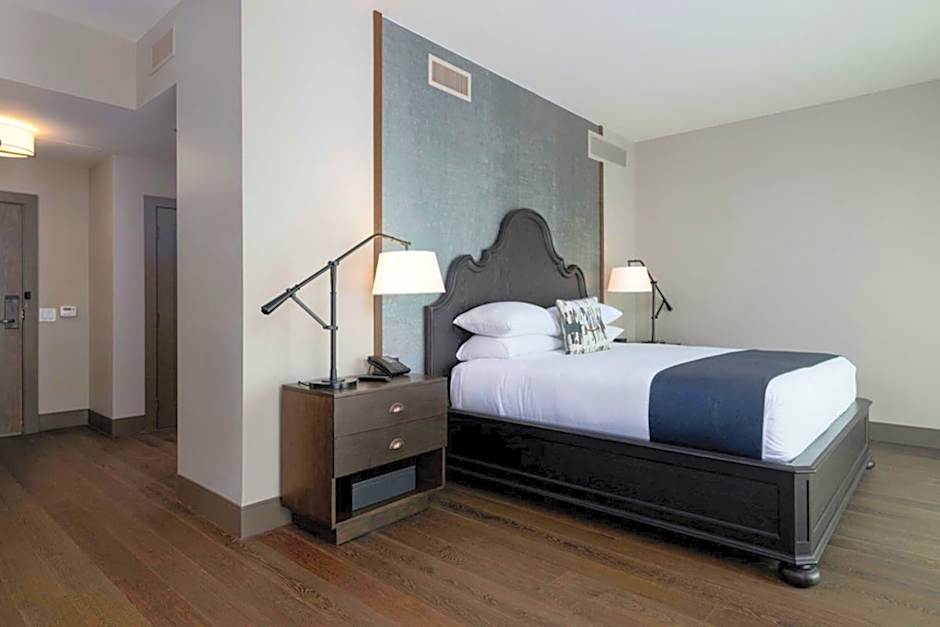 The Stella Hotel, Autograph Collection