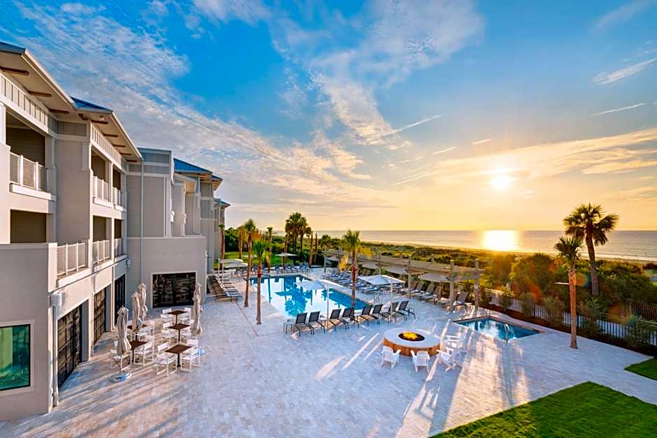 Photo 1 of 50 of Jekyll Ocean Club Resort