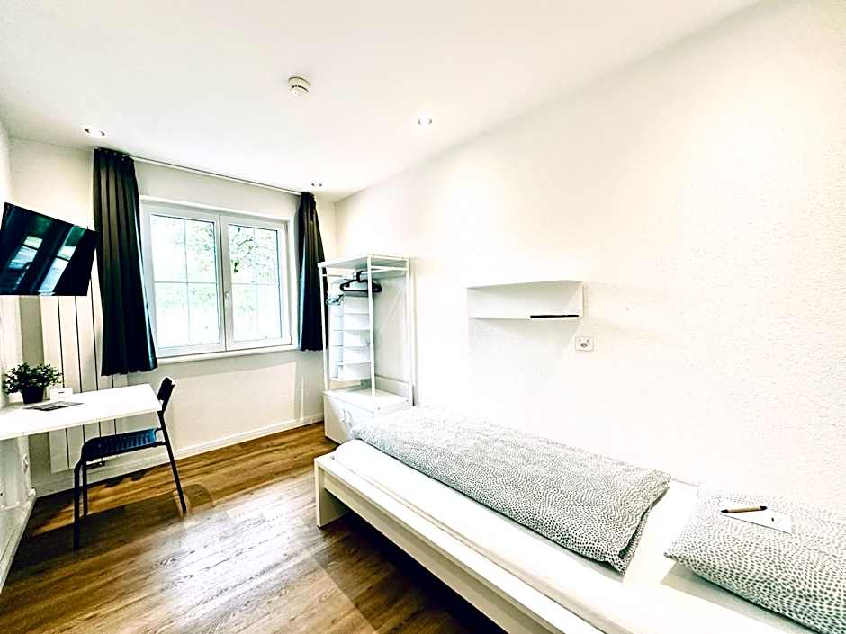 Monteurzimmer - Worker's accommodation - ZIMMERzuVERMIETEN in Bäriswil