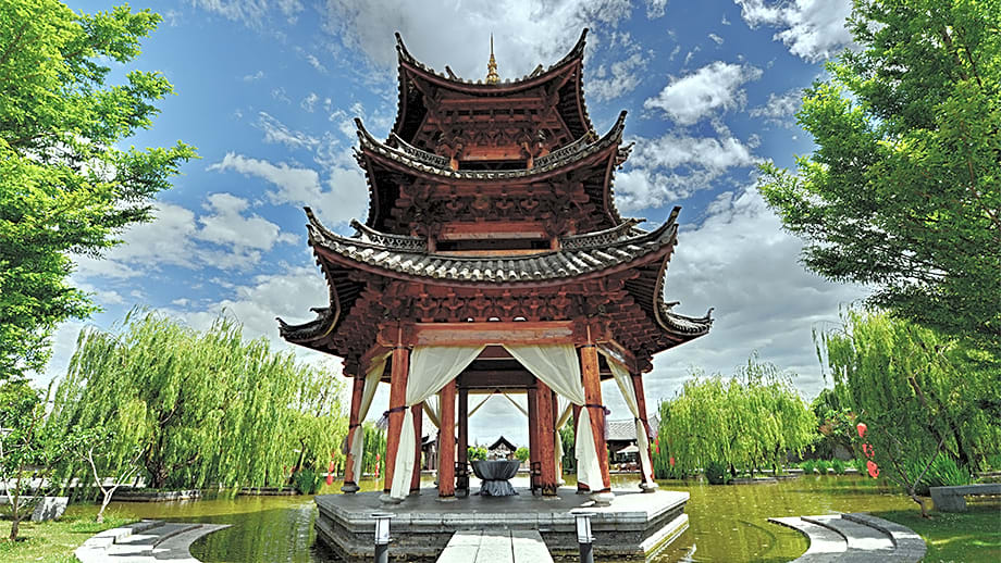 Banyan Tree Lijiang