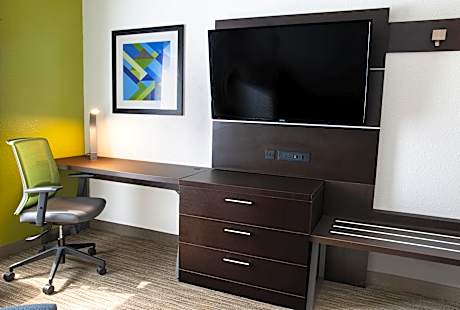 1 King Bed Standard Sofa Bed