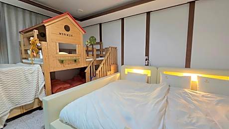 Kids & Family Hotel Gyeongju