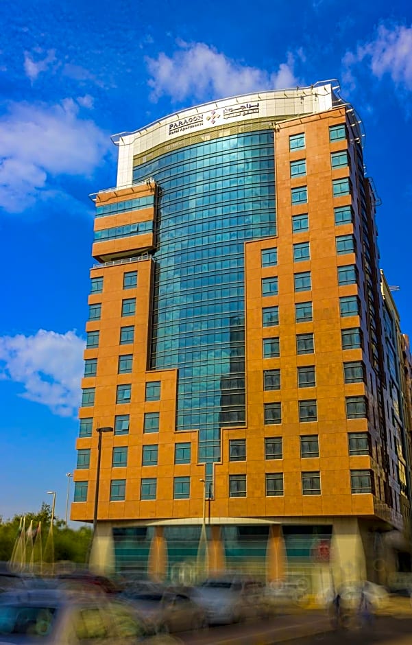 Paragon hotel outlet