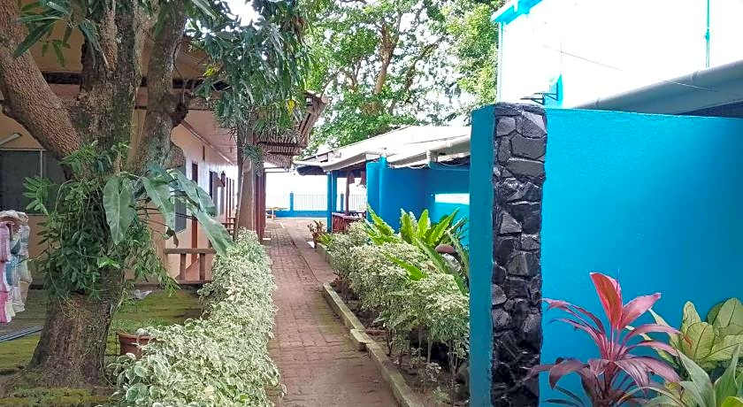 RedDoorz @ July's Haven Seaside Pension Camiguin