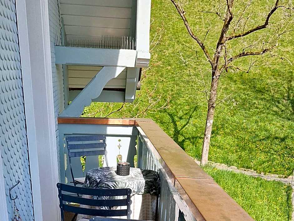 Hotel & Bistro Pêle-Mêle