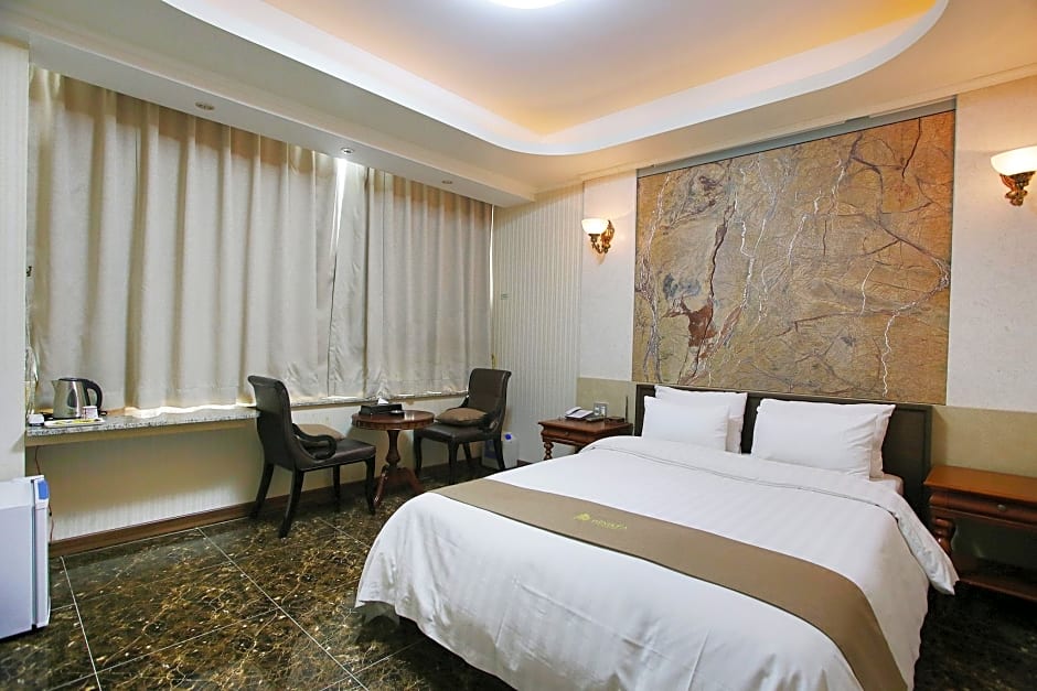 Ansan Seowon Tourist Hotel