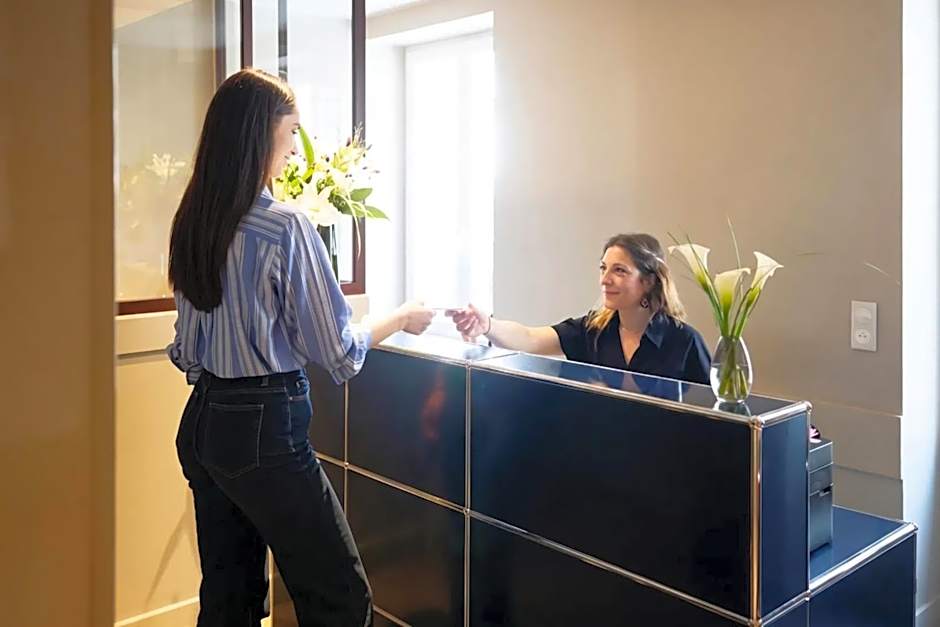 Suites FL By Sweett
