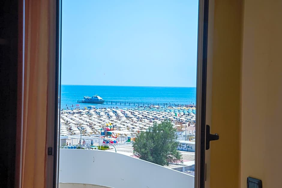 Hotel Audi Frontemare