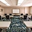 La Quinta Inn & Suites by Wyndham Philadelphia Airport