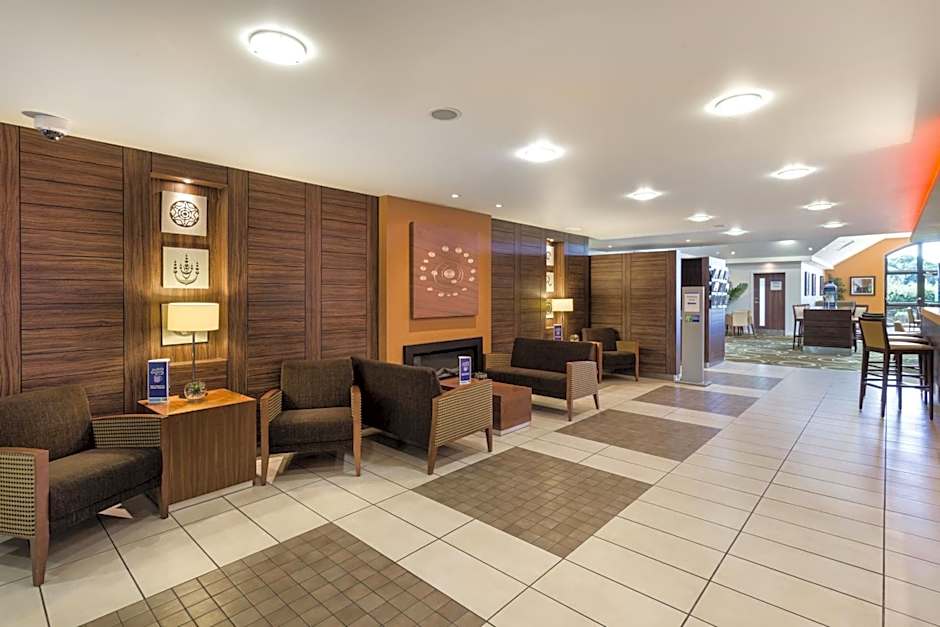 Holiday Inn Express Colchester By IHG