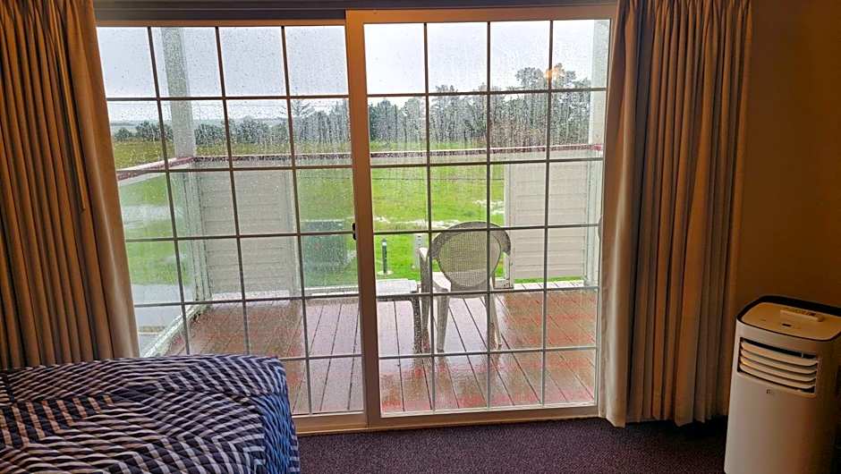 Oceanview Inn and Suites