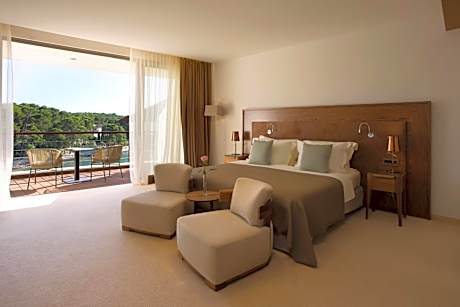 Deluxe Double Room with Balcony and Sea View