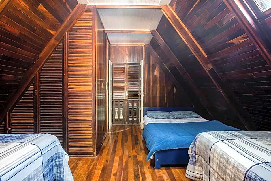 Chalé inteiro completo a 5 min a pé do Capivari - Campos do Jordão