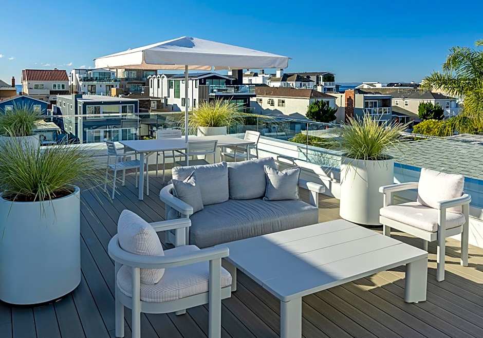 Bay Shores Peninsula Hotel