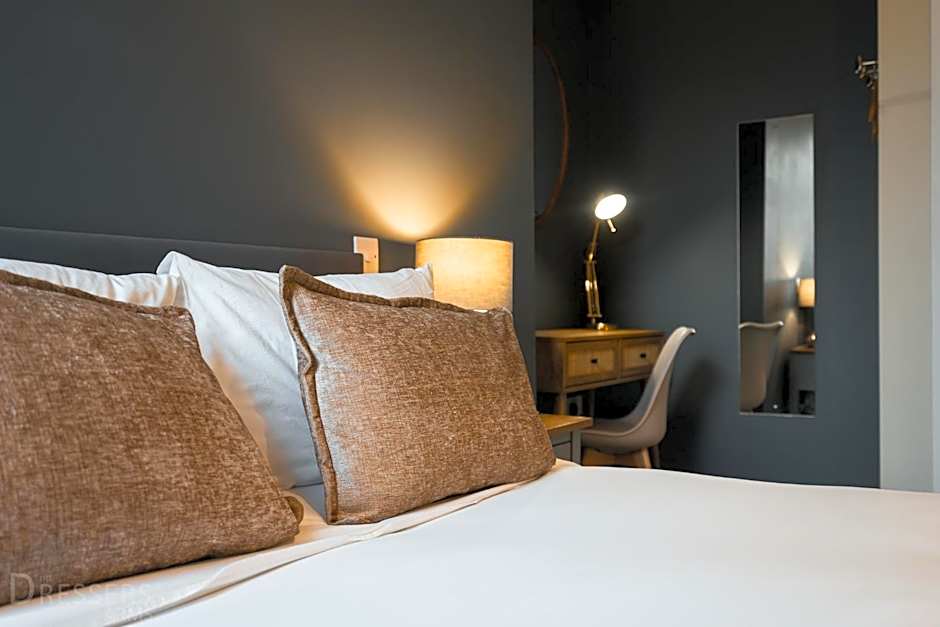 Rooms at The Dressers Arms