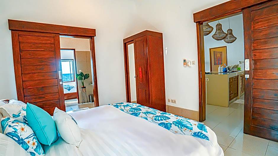 Air Sanih Beach Villa