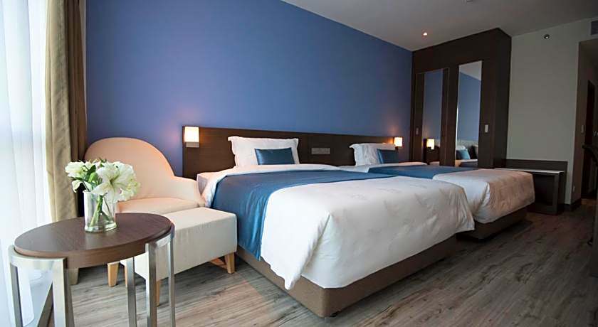 Astana Wing - Riverside Majestic Hotel