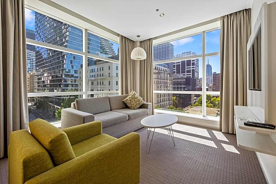 Clarion Suites Gateway
