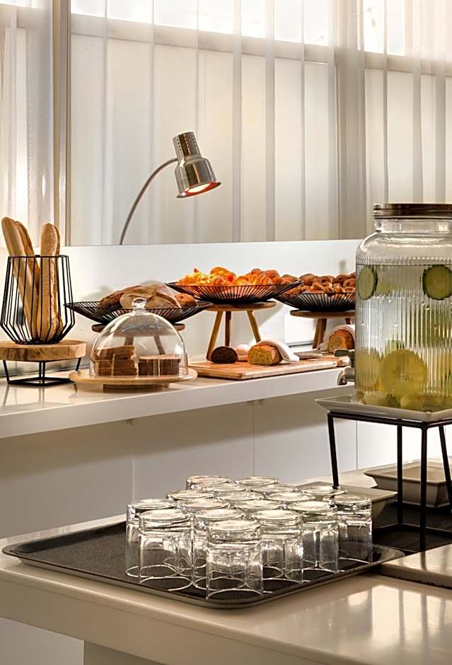 Mercure Montpellier Antigone Hotel