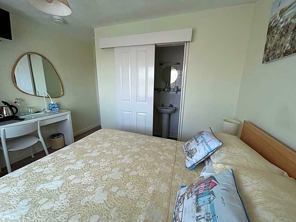 Leeward House B&B