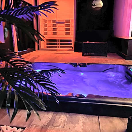 La suite Grenoble spa jacuzzi et sauna privatif