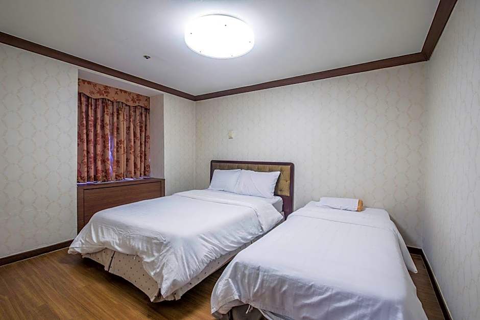 Osaek Greenyard Hotel