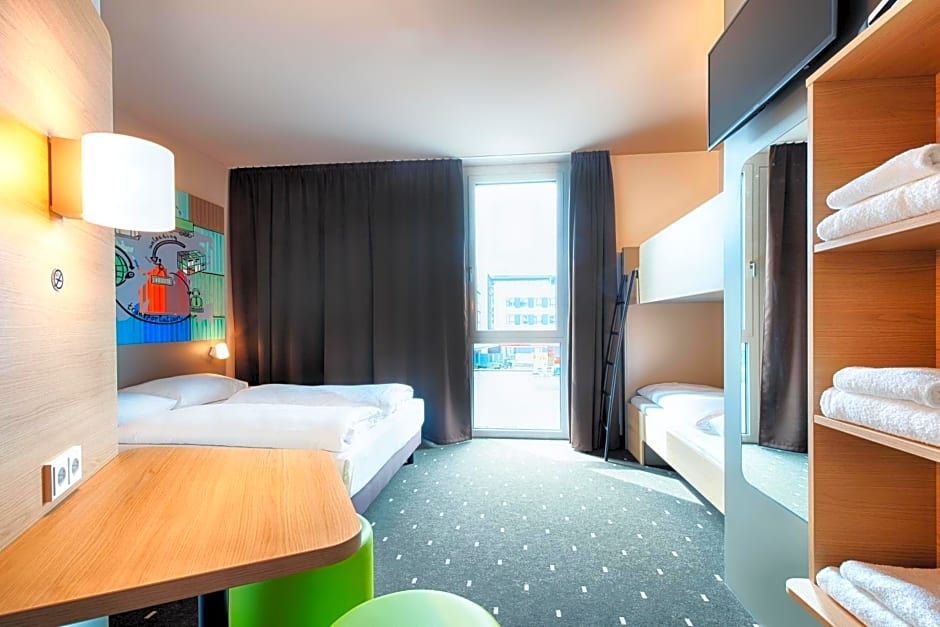 B&B Hotel Stuttgart-Neckarhafen