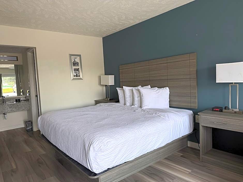 Ramada by Wyndham Lumberton