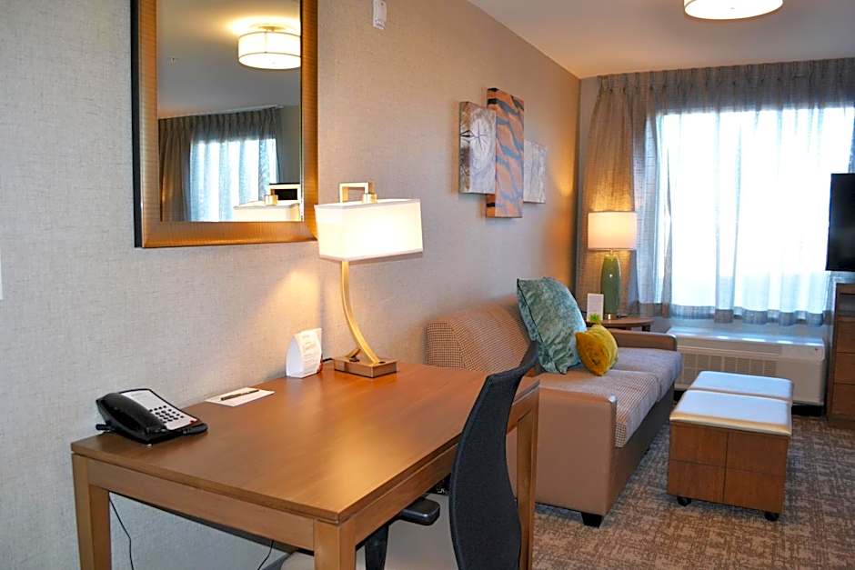 Staybridge Suites By Holiday Inn Red Deer North By IHG