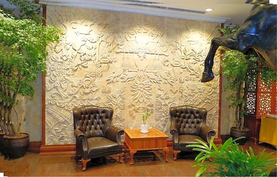 Harmoni Suites Hotel