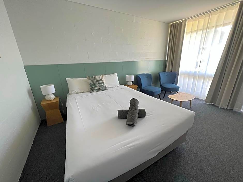 South Seas Motel & Apartments