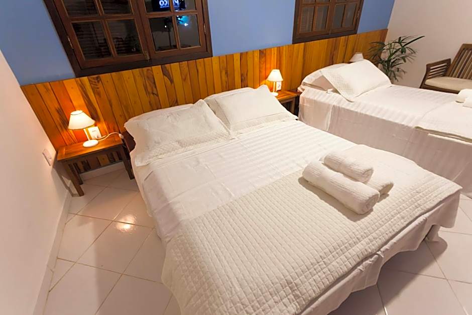 Pousada Quatro Estacoes