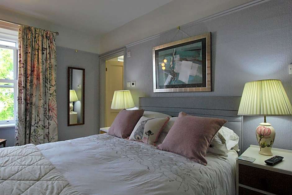 Kentwood Guest House