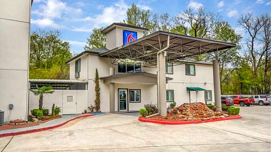 Motel 6 Humble, TX - Houston International Airport