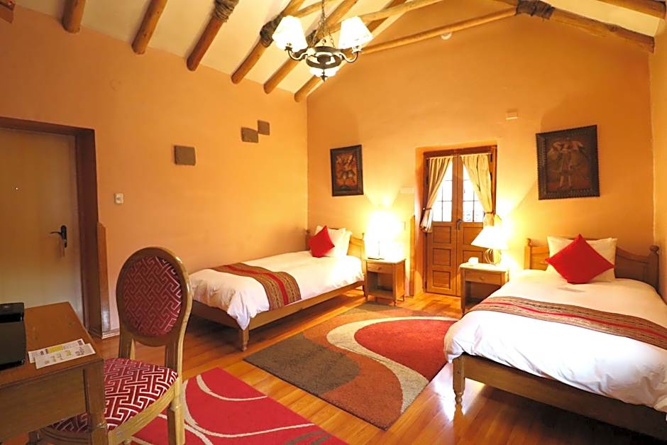 Hotel & Mirador Los Apus