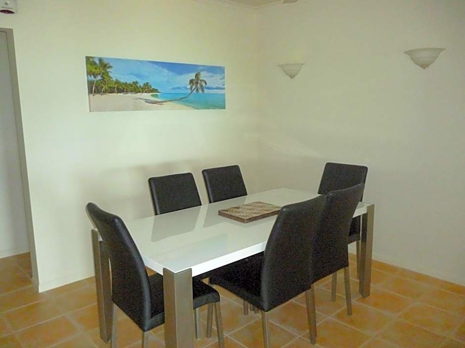 Sea Star Apartments