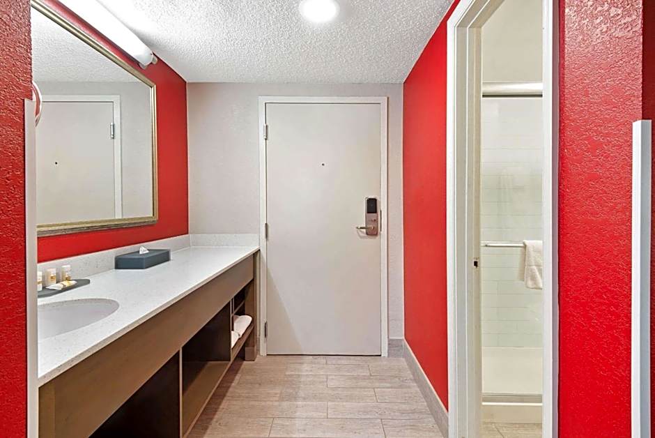 La Quinta Inn & Suites by Wyndham DC Metro Capitol Beltway