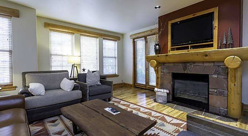 Lodges At Deer Valley