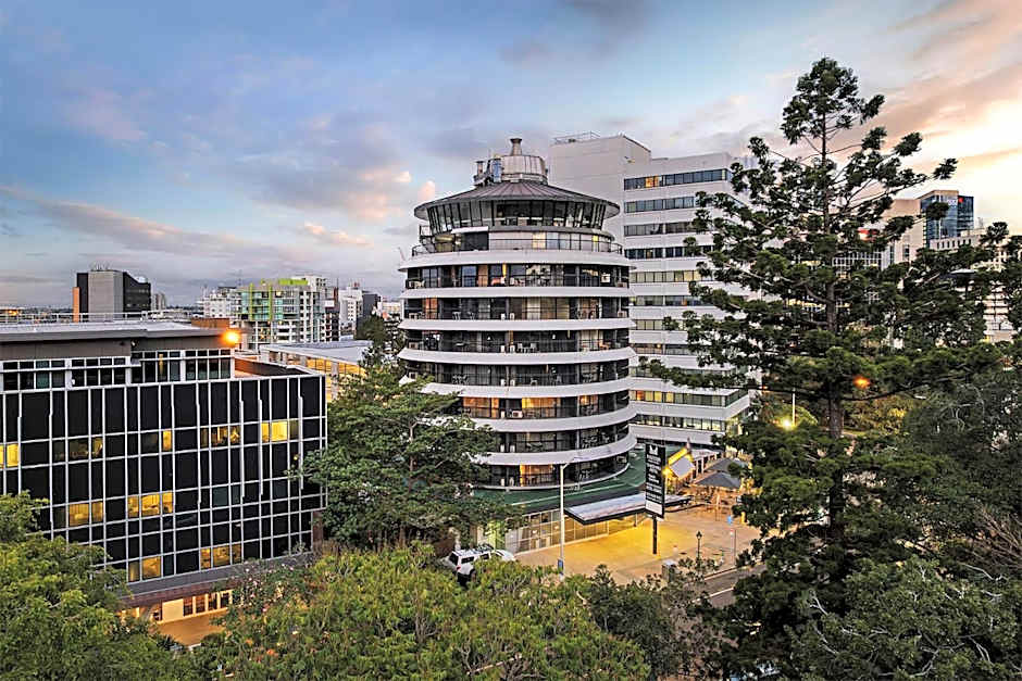 Madison Tower Mill Hotel