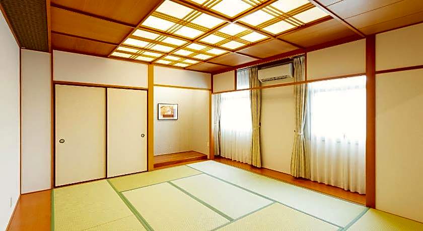 Racine Shinmaebashi