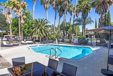 Prodigy Hotel, a Days Inn by Wyndham